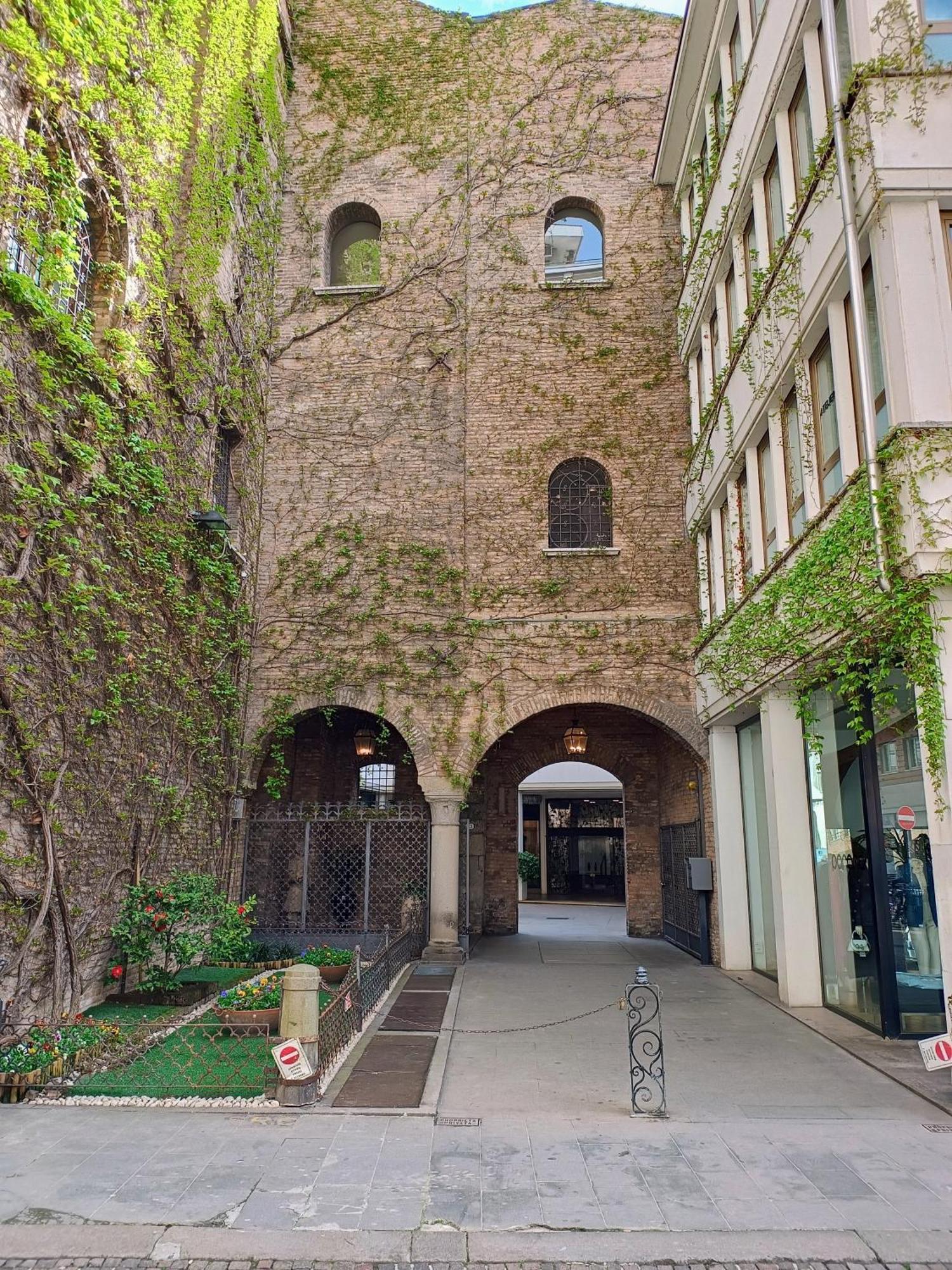 Residenze Simari Luxury Apartment Padova Exterior foto